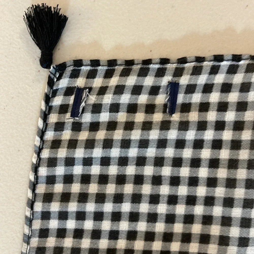 Black and White Plaid Tassel Hem Wrap Scarf